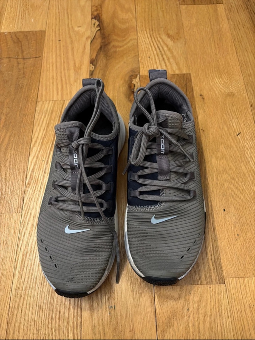 Nike Air Zoom Elevate women’s cross training shoes